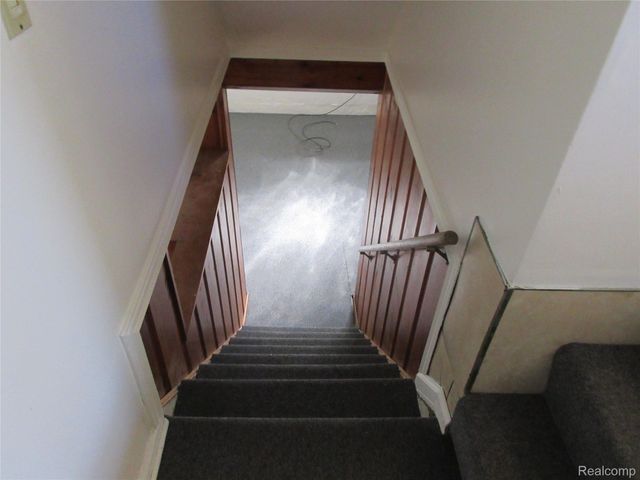 13477 Vernon Avenue, Warren, MI 48089