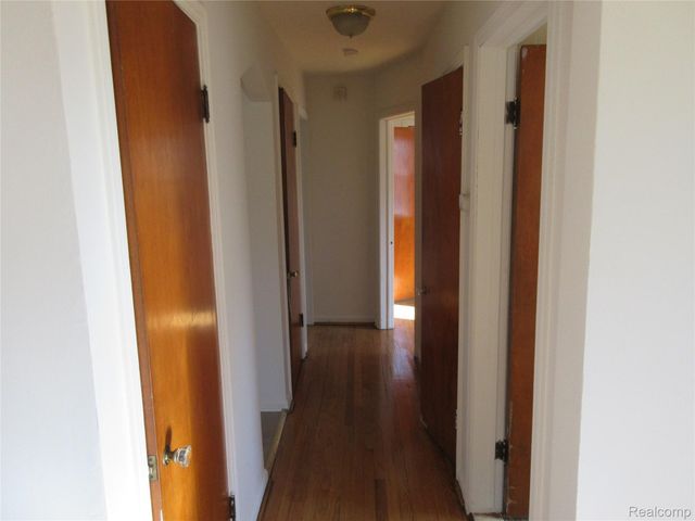 13477 Vernon Avenue, Warren, MI 48089