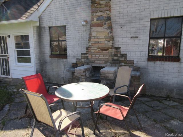 13477 Vernon Avenue, Warren, MI 48089