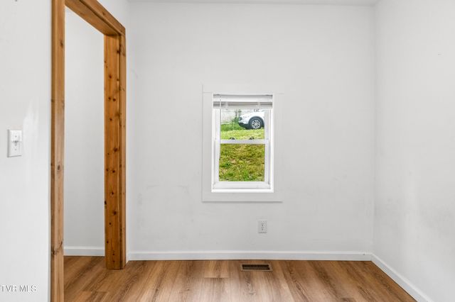 825 5th Street, Bristol, TN 37620