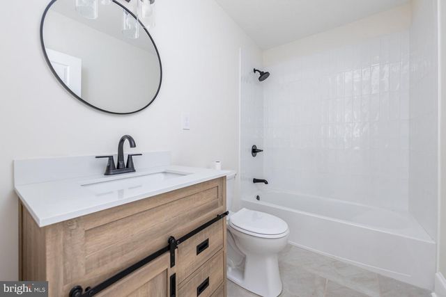 246 HARMONY RD, Gibbstown, NJ 08027