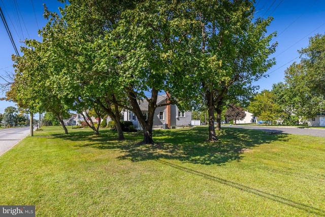 246 HARMONY RD, Gibbstown, NJ 08027