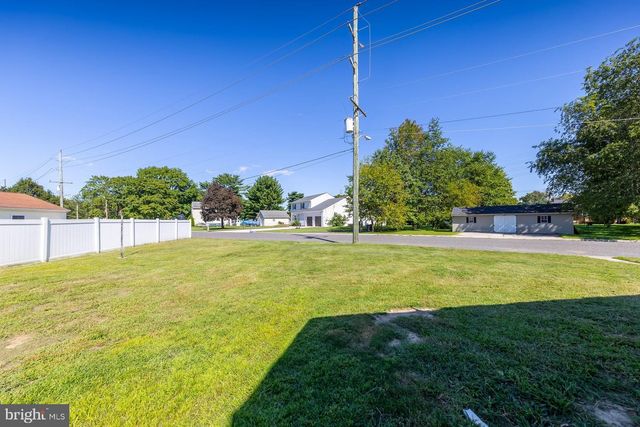246 HARMONY RD, Gibbstown, NJ 08027