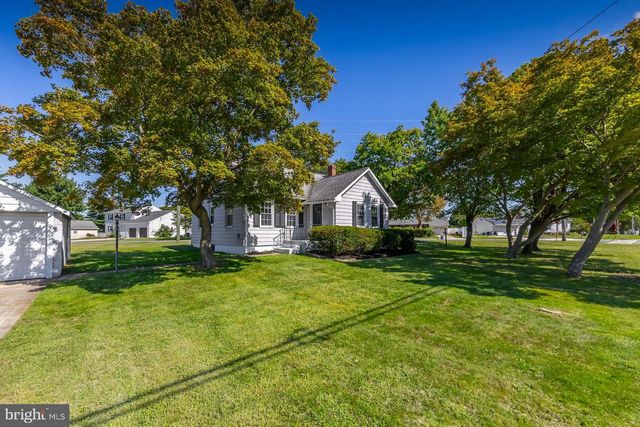 246 HARMONY RD, Gibbstown, NJ 08027