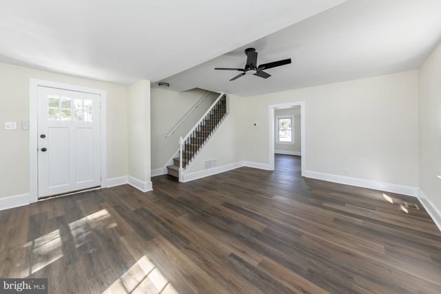 246 HARMONY RD, Gibbstown, NJ 08027