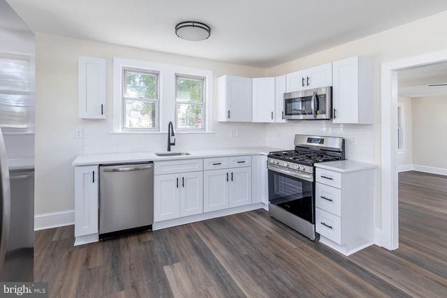 246 HARMONY RD, Gibbstown, NJ 08027