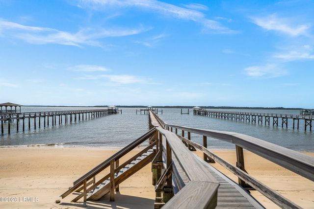 85 Fort Fremont Road, St. Helena Island, SC 29920