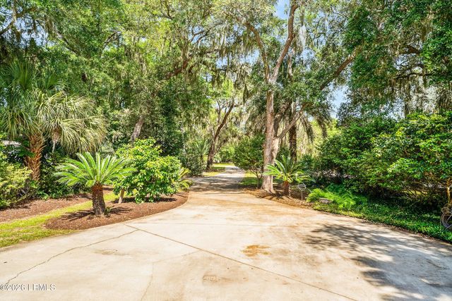 85 Fort Fremont Road, St. Helena Island, SC 29920