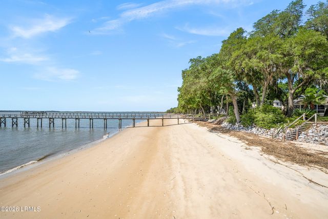 85 Fort Fremont Road, St. Helena Island, SC 29920