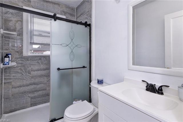 33 E Mercury BLVD, Hampton, VA 23669