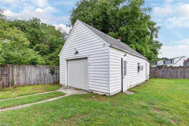 33 E Mercury BLVD, Hampton, VA 23669