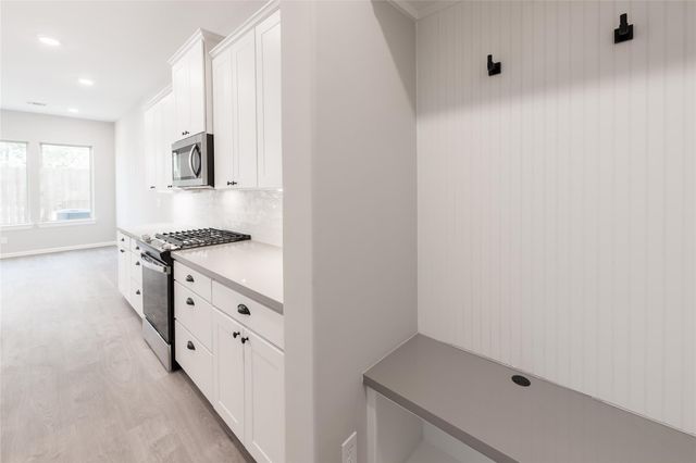 5205 Amber Sunrise Drive, Houston, TX 77018