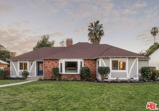 6819 Chisholm Avenue, Van Nuys (los Angeles), CA 91406