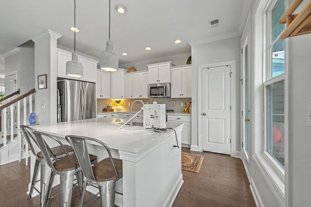 1603 Prince Edward Street, Mount Pleasant, SC 29466