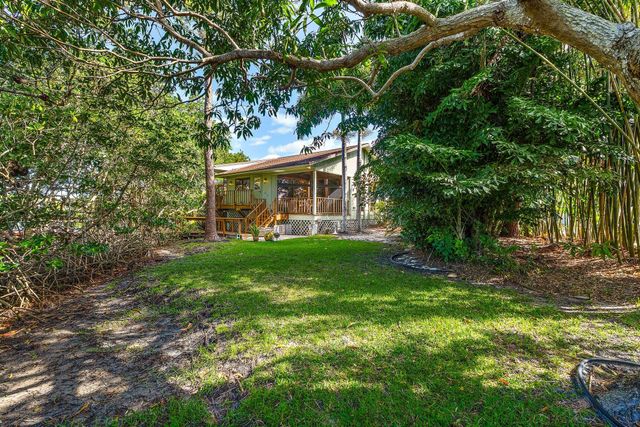 702 Warren Drive, Jupiter, FL 33458