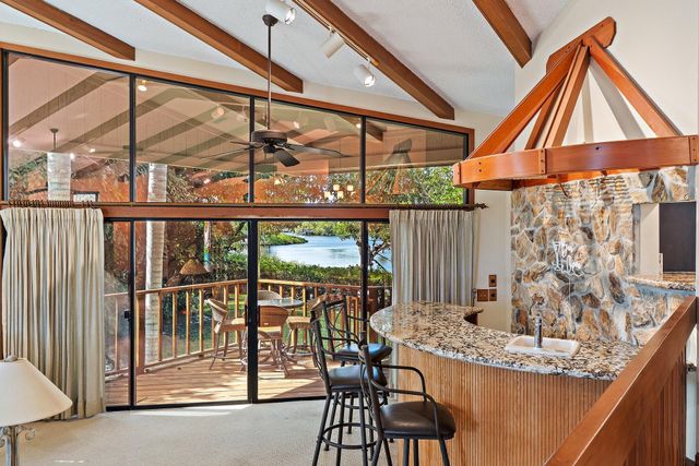 702 Warren Drive, Jupiter, FL 33458