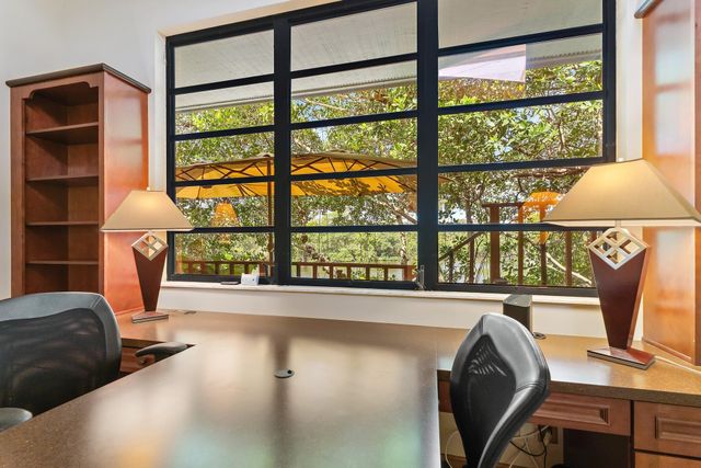 702 Warren Drive, Jupiter, FL 33458