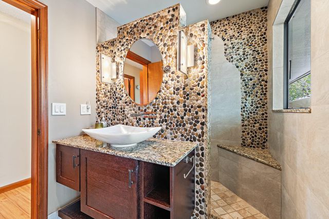 702 Warren Drive, Jupiter, FL 33458