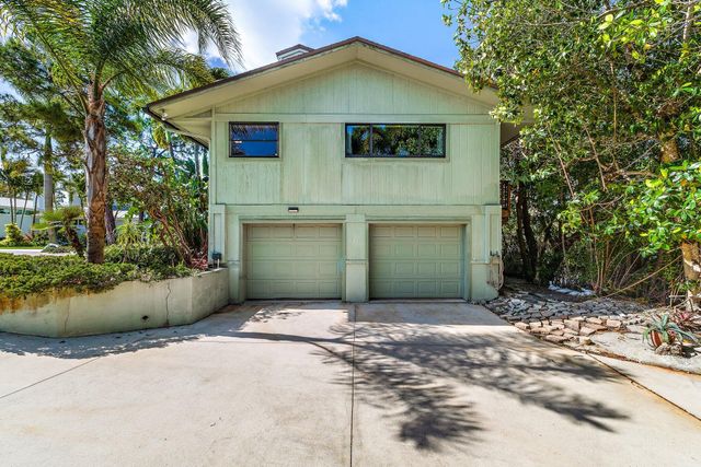 702 Warren Drive, Jupiter, FL 33458