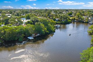 702 Warren Drive, Jupiter, FL 33458