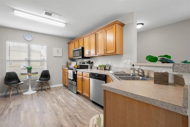 10924 JOHANNA AVENUE, Riverview, FL 33578