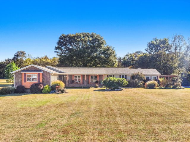 694 Meadow Drive, Chickamauga, GA 30707