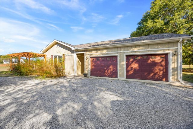 694 Meadow Drive, Chickamauga, GA 30707