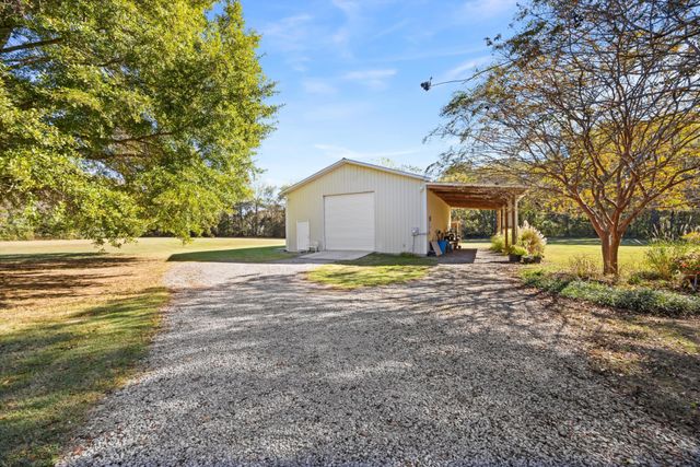 694 Meadow Drive, Chickamauga, GA 30707