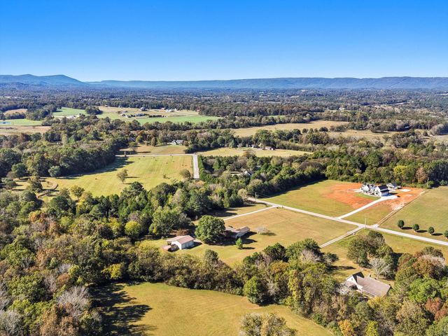 694 Meadow Drive, Chickamauga, GA 30707