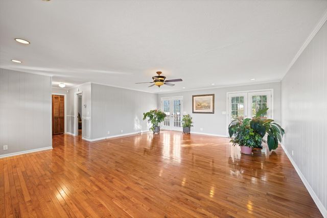 694 Meadow Drive, Chickamauga, GA 30707