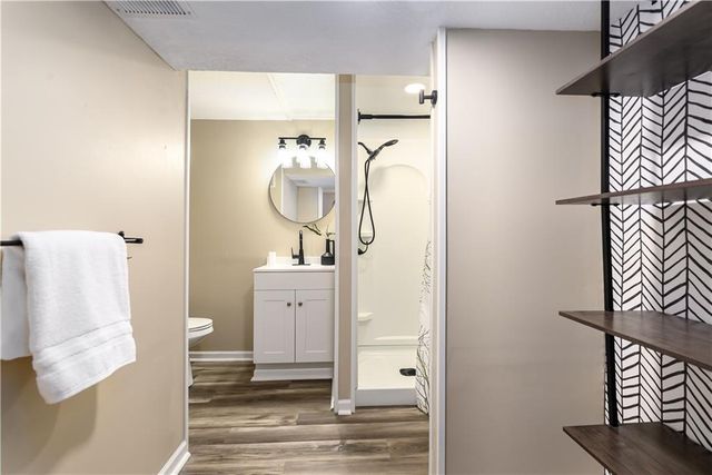 909 N 18th Street, Leavenworth, KS 66048