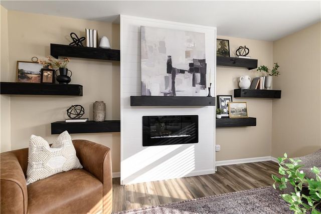 909 N 18th Street, Leavenworth, KS 66048