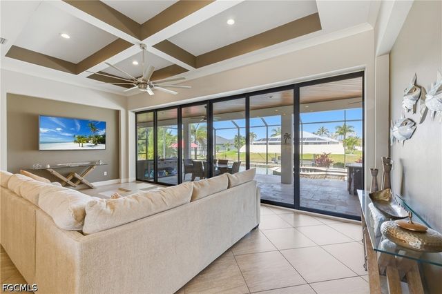 2003 SW 29th TER, Cape Coral, FL 33914