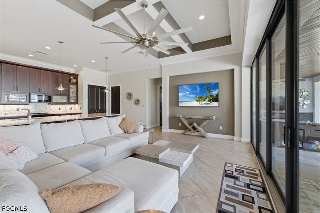 2003 SW 29th TER, Cape Coral, FL 33914