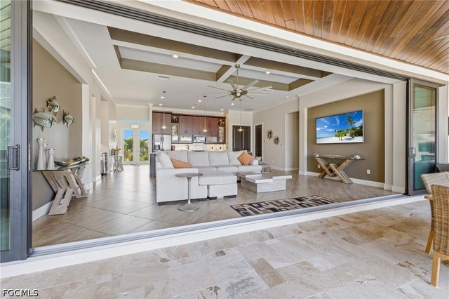 2003 SW 29th TER, Cape Coral, FL 33914