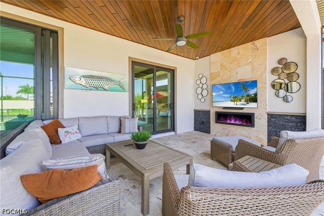 2003 SW 29th TER, Cape Coral, FL 33914