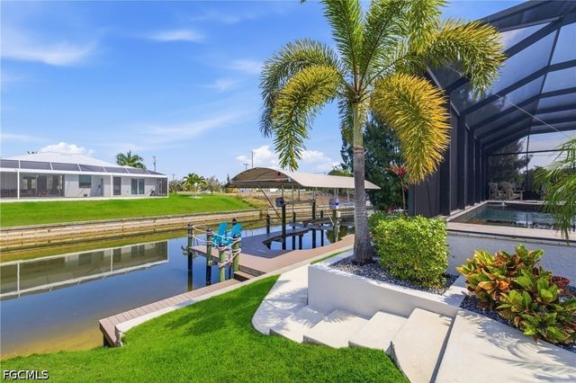 2003 SW 29th TER, Cape Coral, FL 33914