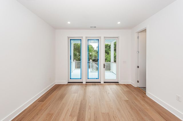 41 Amherst Street, Charleston, SC 29403