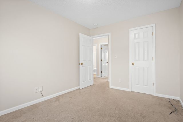 221 Grassmire Dr, Clarksville, TN 37042