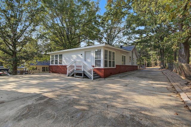 5687 Jefferson Paige Road, Shreveport, LA 71119