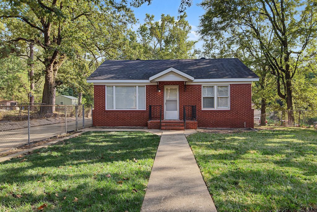 5687 Jefferson Paige Road, Shreveport, LA 71119