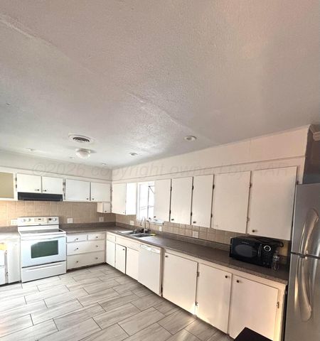 2233 Laurel Street, Amarillo, TX 79109