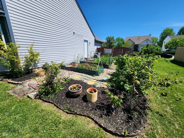 6136 Sandcherry Drive, Indianapolis, IN 46236