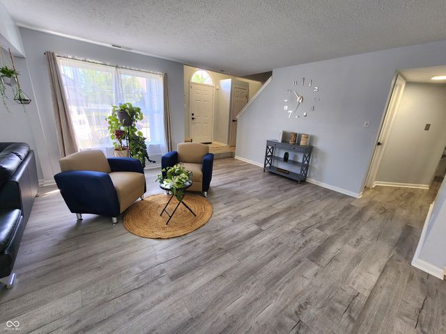 6136 Sandcherry Drive, Indianapolis, IN 46236