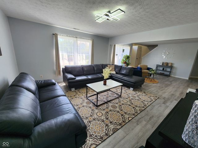 6136 Sandcherry Drive, Indianapolis, IN 46236