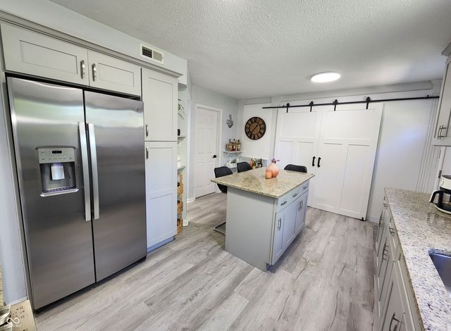 6136 Sandcherry Drive, Indianapolis, IN 46236