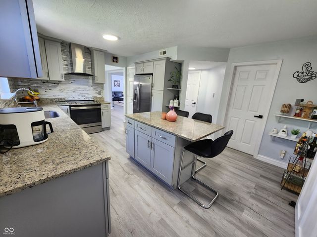 6136 Sandcherry Drive, Indianapolis, IN 46236