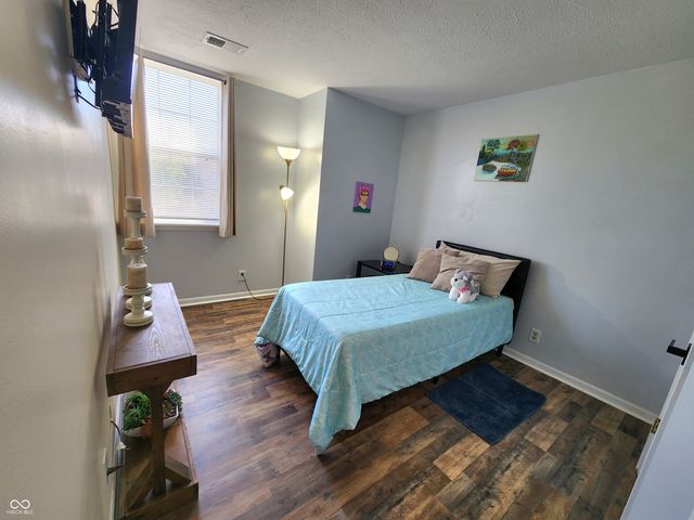 6136 Sandcherry Drive, Indianapolis, IN 46236