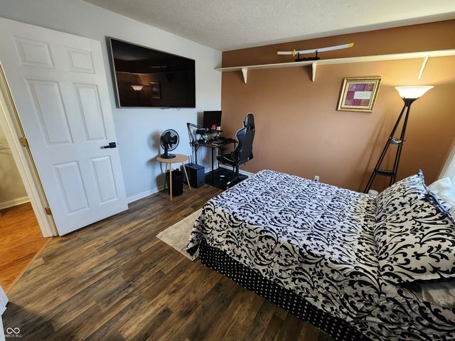 6136 Sandcherry Drive, Indianapolis, IN 46236