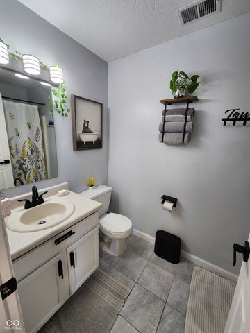 6136 Sandcherry Drive, Indianapolis, IN 46236